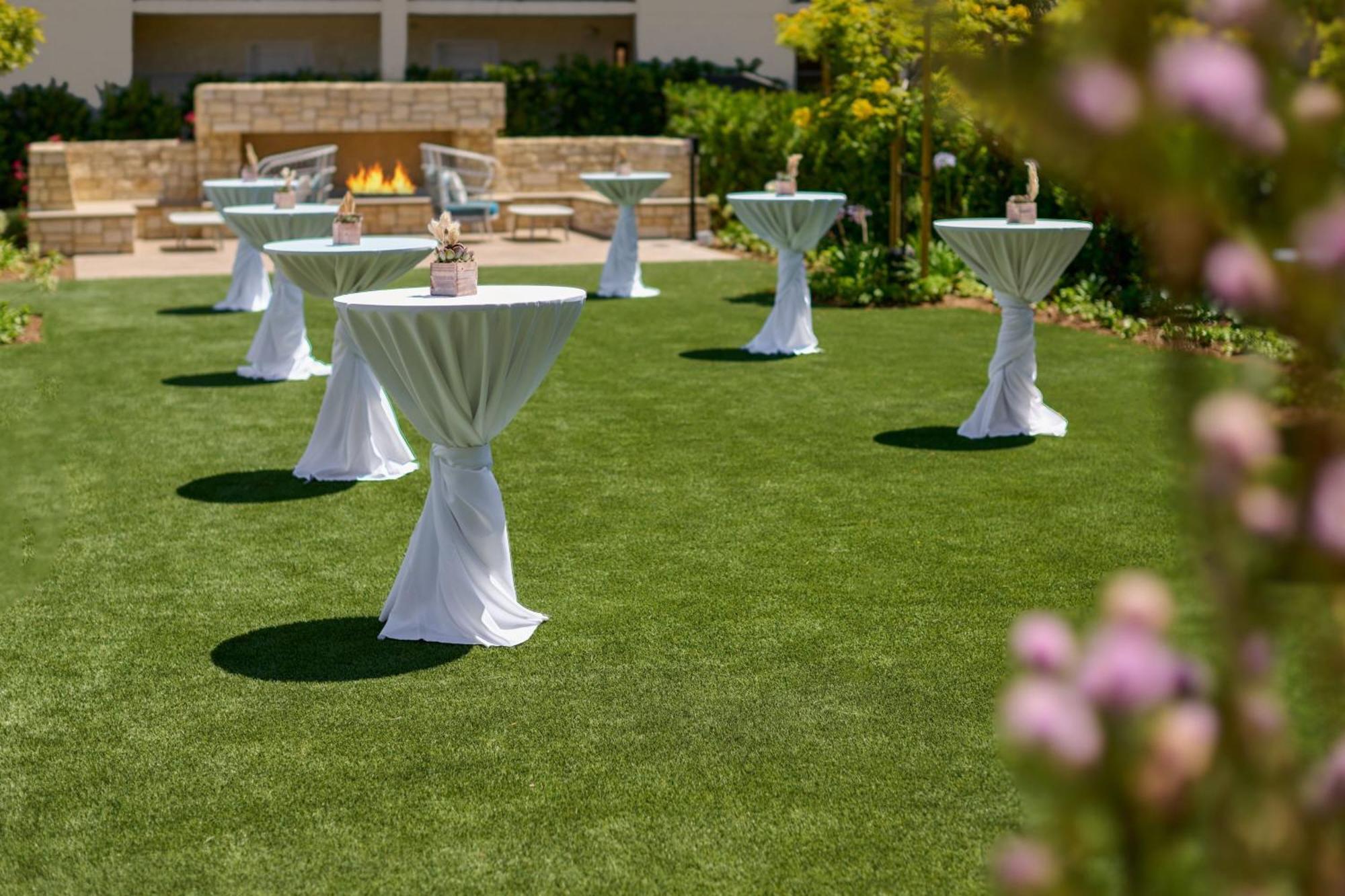 Newport Beach, A Marriott &