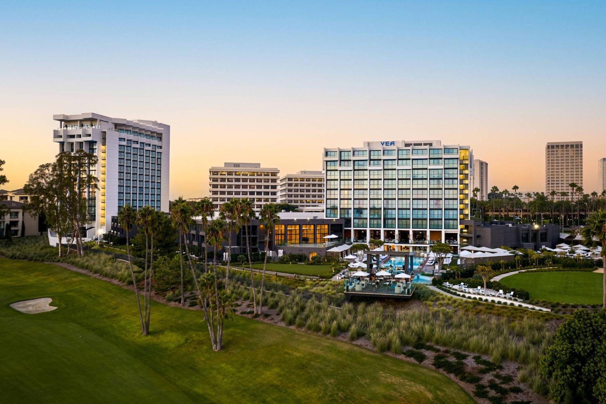 Newport Beach, A Marriott & Hotel Newport Beach