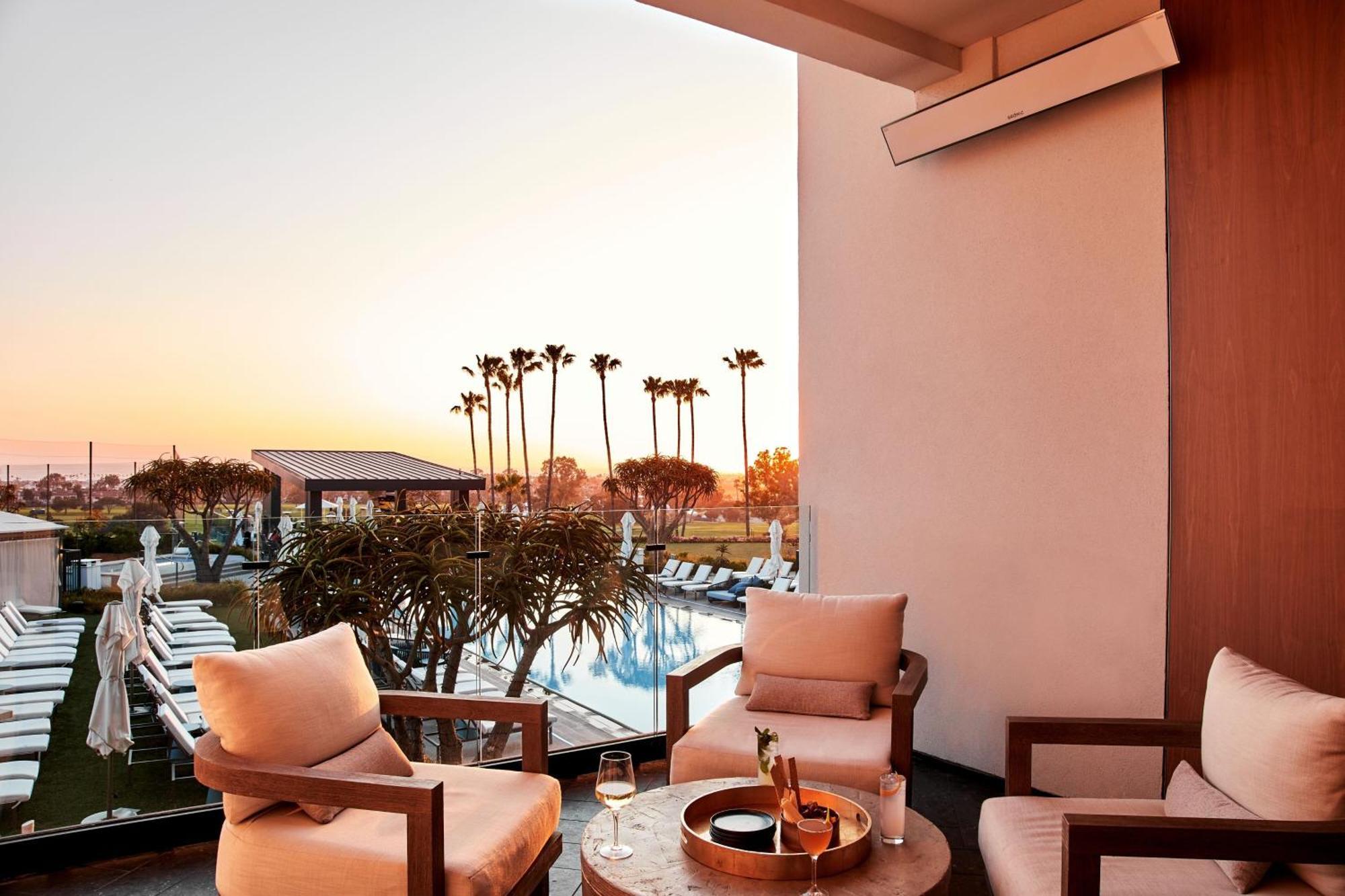 Newport Beach, A Marriott &