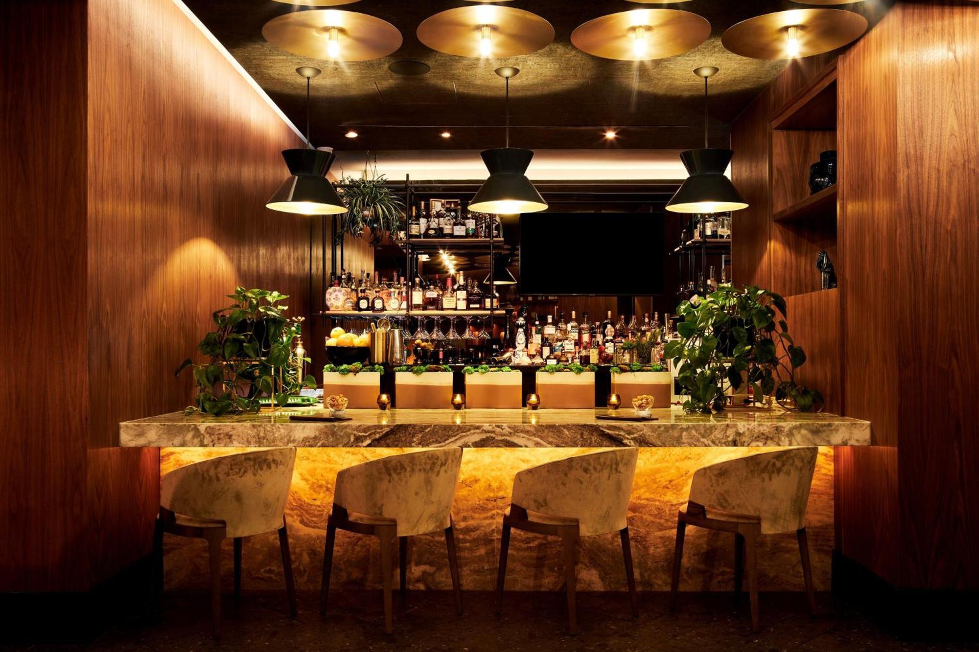 Newport Beach, A Marriott & Newport Beach